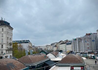 Marktraum - Blick auf den Naschmarkt